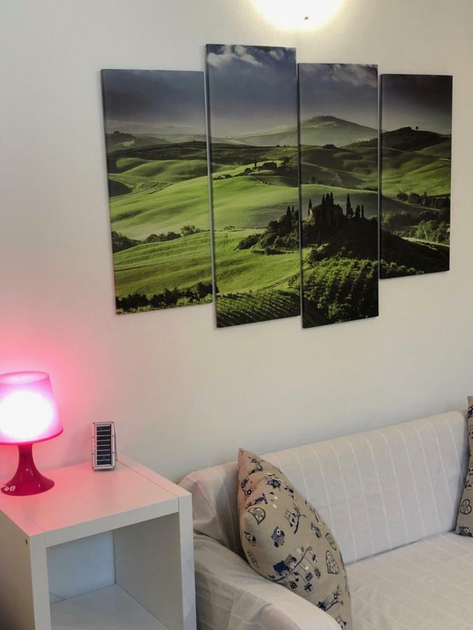 La Dolce Vita Studio With Free Private Parking Siena Kültér fotó